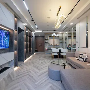  Apartment Landmark 81 Luxury Apartments: Iconic Skyscraper Living Vietnam